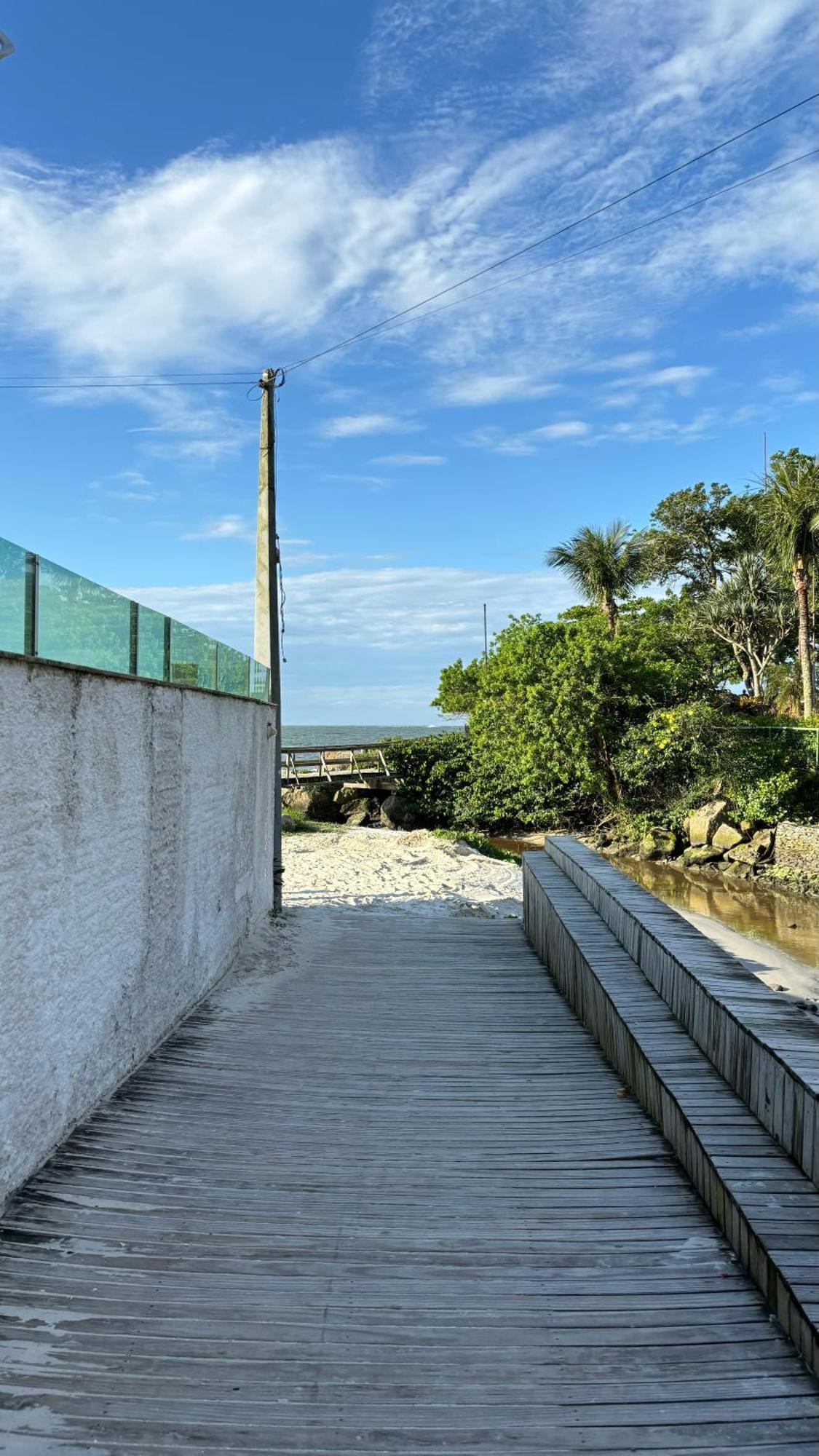 Apto Em Condominio No Centro De Bombinhas, Proximo Da Praia Exterior photo